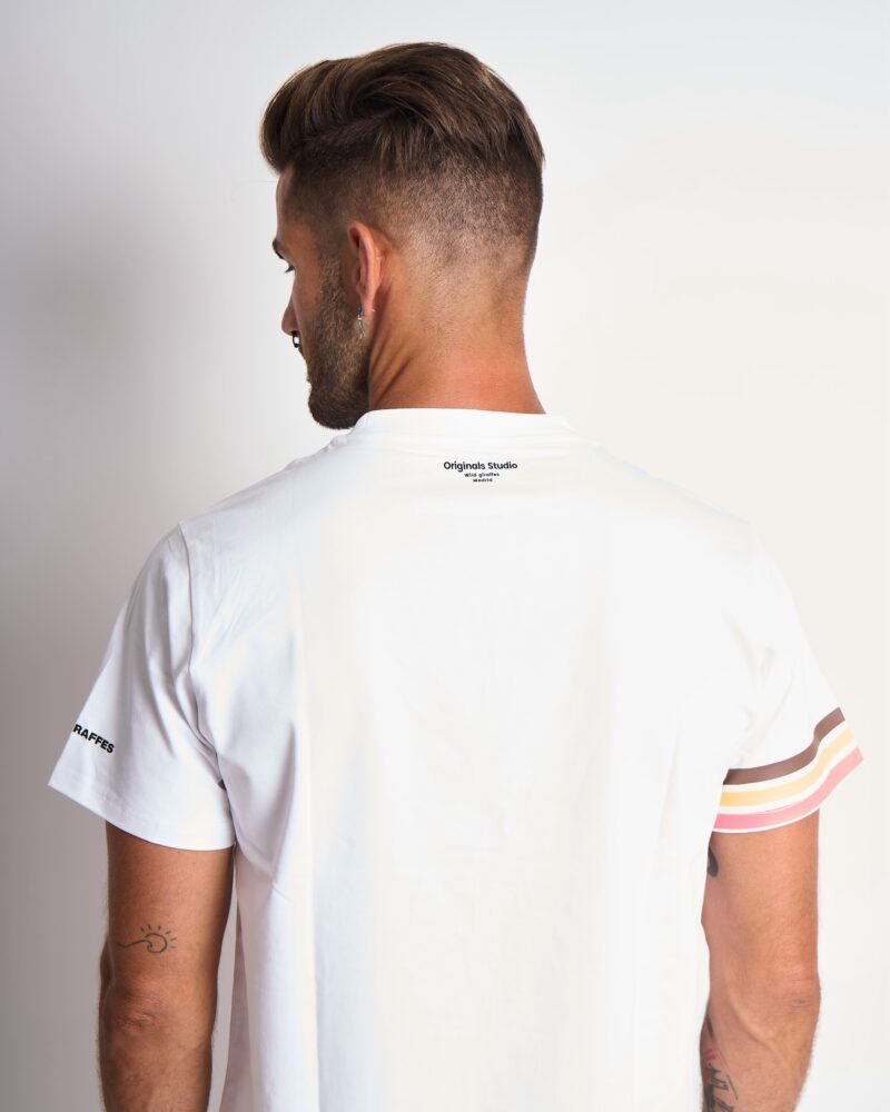 Wildgiraffes black logo short sleeve t-shirt white